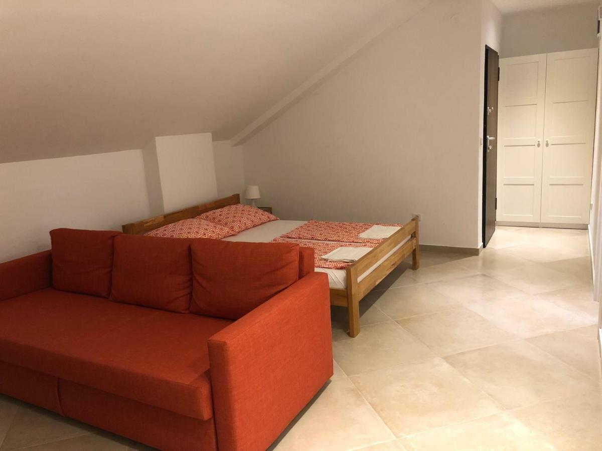 Buga Apartment In Center Of Mali Losinj Exterior photo
