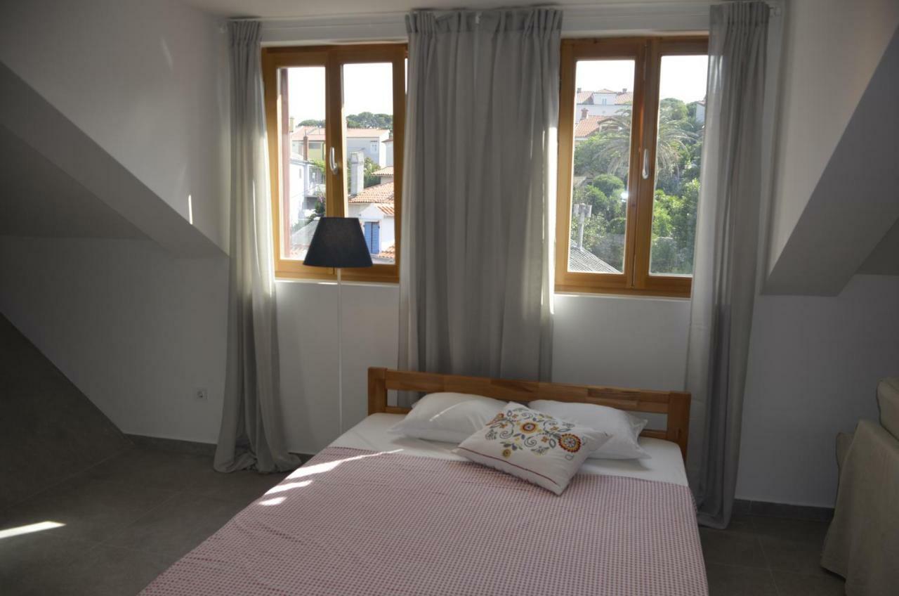 Buga Apartment In Center Of Mali Losinj Exterior photo