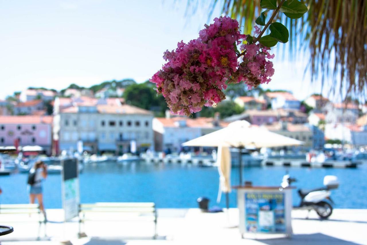 Buga Apartment In Center Of Mali Losinj Exterior photo