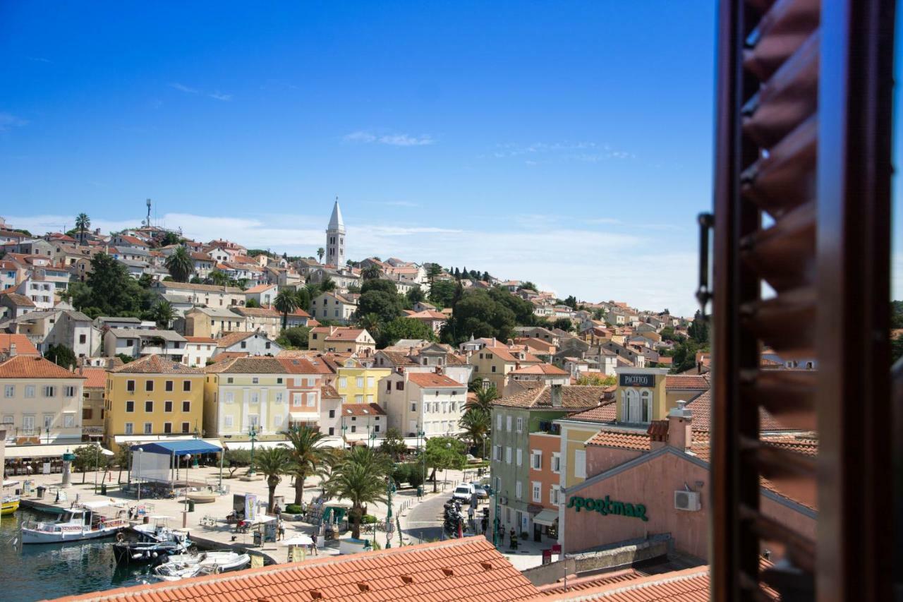 Buga Apartment In Center Of Mali Losinj Exterior photo