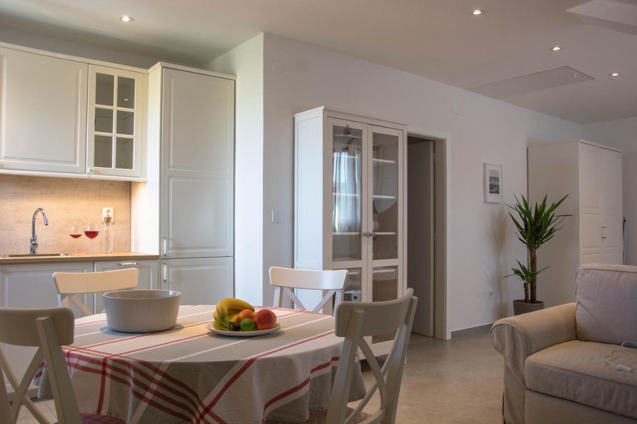 Buga Apartment In Center Of Mali Losinj Exterior photo